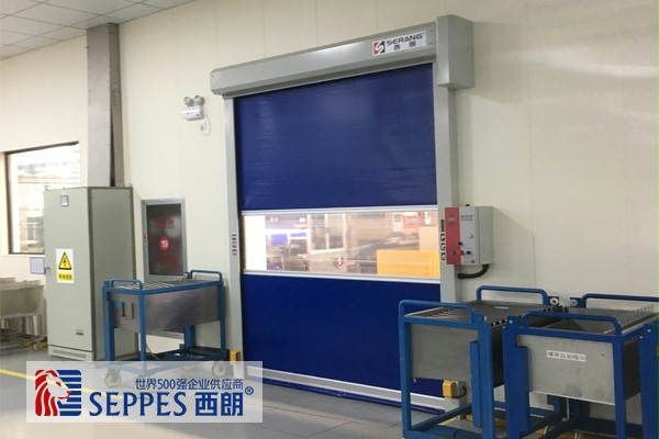 安全的快速门 安全的快速门