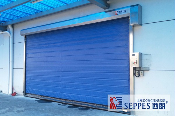 保温的快速门 保温的快速门