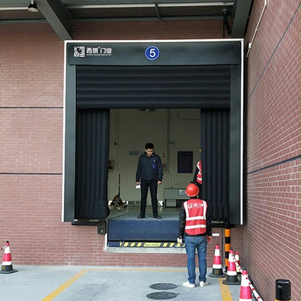 成人向日葵视频下载安装门业充气门封